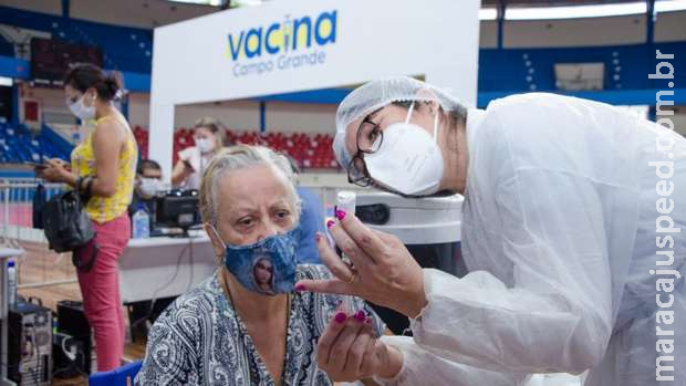 Capital vacina 17 mil em um dia e chega a 110 mil imunizados contra a covid-19 Capital vacina 17 mil em um dia e chega a 110 mil imunizados contra a covid-19