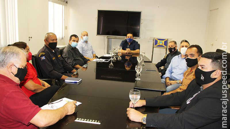 Com dobro de casos em uma semana, prefeitura de Corumbá aumenta restrições e toque de recolher passa a vigorar às 21h Com dobro de casos em uma semana, prefeitura de Corumbá aumenta restrições e toque de recolher passa a vigorar às 21h