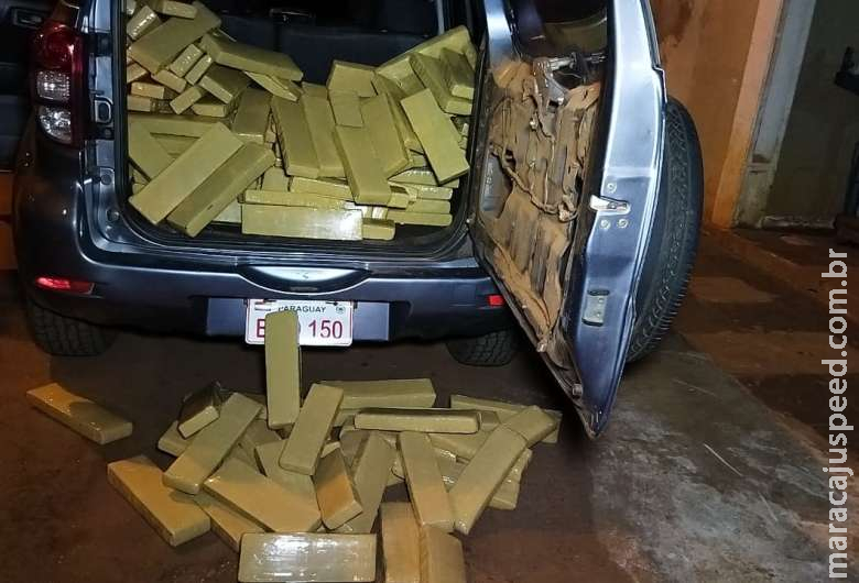 Defron apreende veículo carregado com mais de 180 quilos de maconha Defron apreende veículo carregado com mais de 180 quilos de maconha
