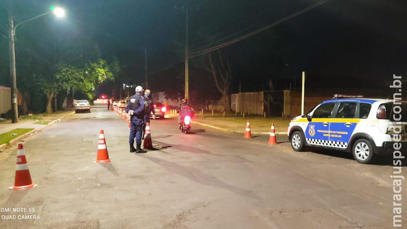 Fiscalização abordou 89 pessoas na rua após toque de recolher na noite de quarta-feira Fiscalização abordou 89 pessoas na rua após toque de recolher na noite de quarta-feira