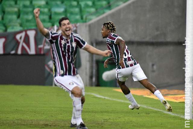 Fluminense e Flamengo empatam no primeiro jogo da decisão do Carioca Fluminense e Flamengo empatam no primeiro jogo da decisão do Carioca