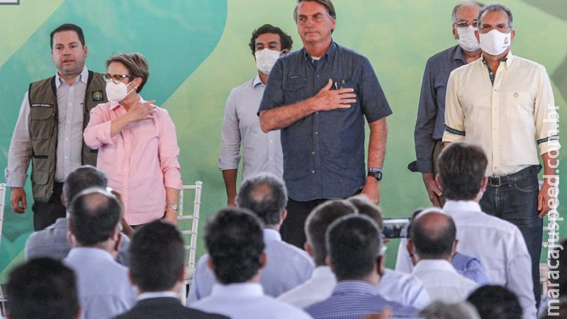 Indicação ao TST teve crivo de Tereza Cristina, aponta Bolsonaro a produtores de MS Indicação ao TST teve crivo de Tereza Cristina, aponta Bolsonaro a produtores de MS