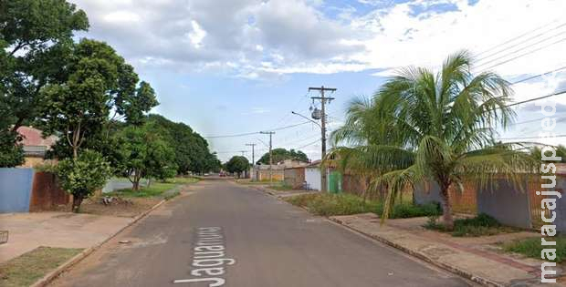 Jovem tem moto roubada por bandidos armados na Vila Cidade Morena