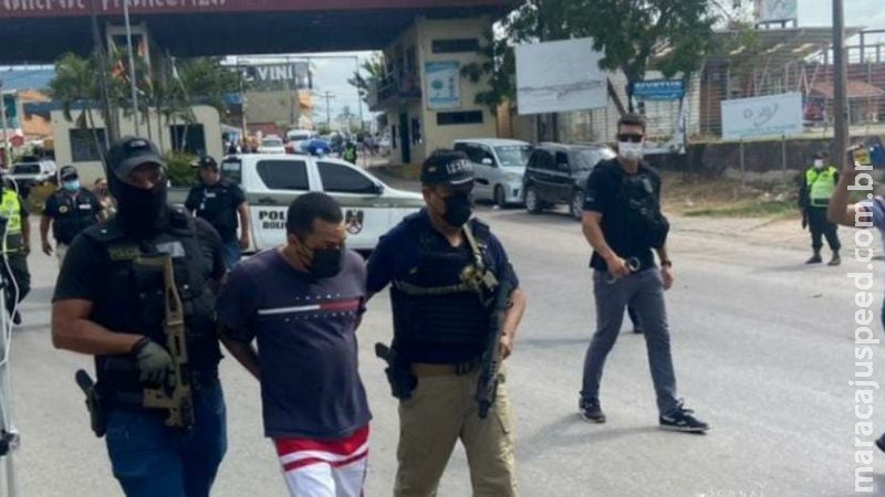 Líder de nova facção "Comboio do Cão" é extraditado para o Brasil após ser preso na fronteira com MS Líder de nova facção "Comboio do Cão" é extraditado para o Brasil após ser preso na fronteira com MS