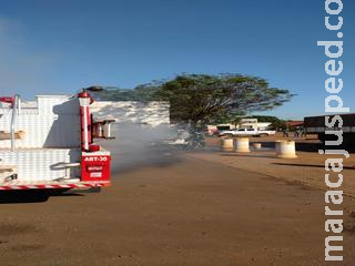 Maracaju: Corpo de Bombeiros atendem ocorrência de incêndio em veículo Kombi, em pátio de posto de combustível as margens da BR-267