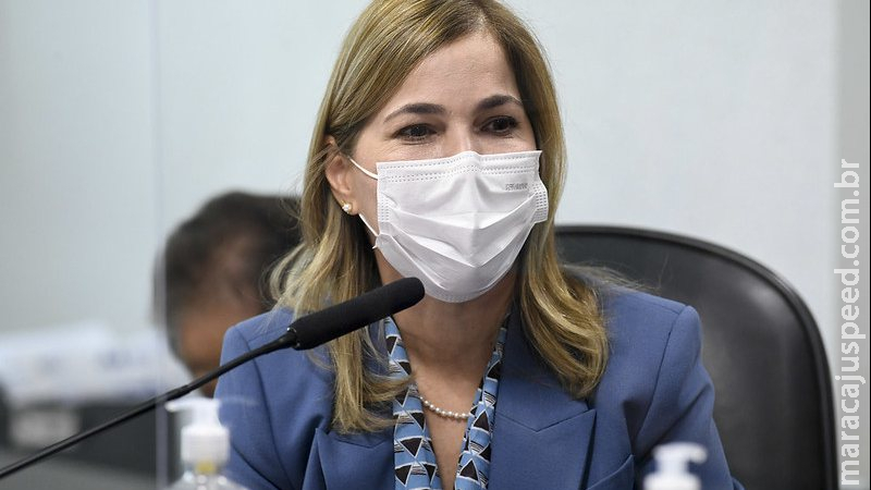 Mayra: Saúde orientou dose de cloroquina 4 vezes menor do que a adotada em Manaus