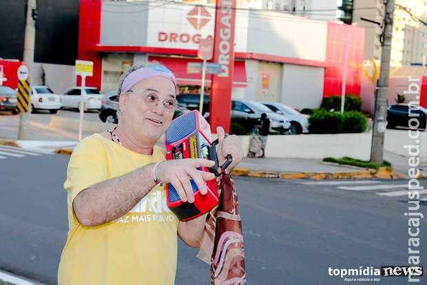 O radinho silenciou e Paulo deixa Campo Grande mais quieta e infeliz O radinho silenciou e Paulo deixa Campo Grande mais quieta e infeliz