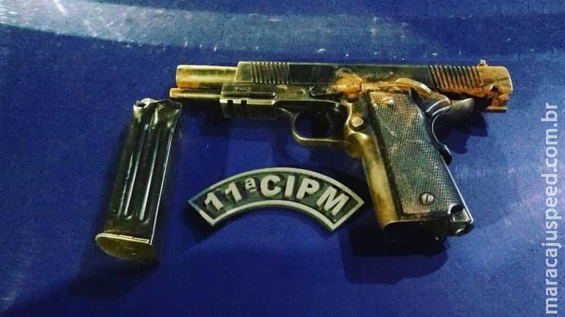 Pistola furtada de tenente da PM é apreendida na Favela do Mandela Pistola furtada de tenente da PM é apreendida na Favela do Mandela