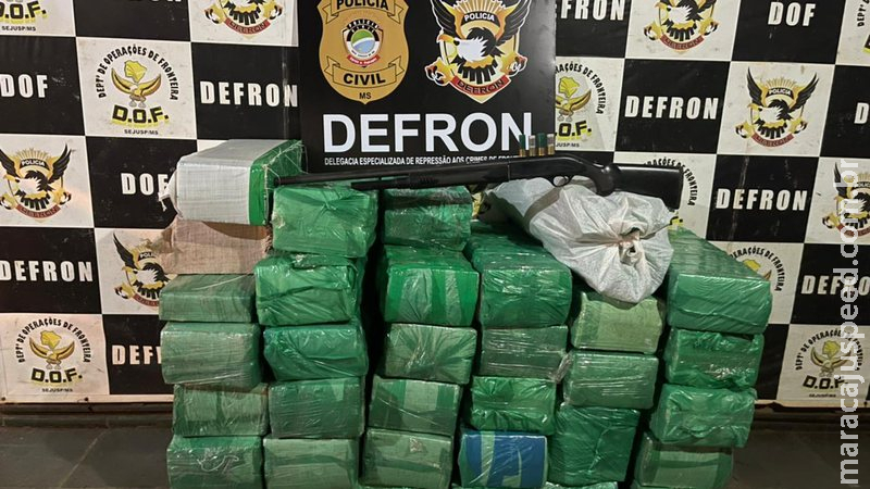 Polícia apreende mais de uma tonelada de maconha e realiza prisões na fronteira Polícia apreende mais de uma tonelada de maconha e realiza prisões na fronteira