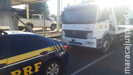 PRF, com apoio do BPChoque e Defurv, recupera veículo e liberta homem que estava mantido em cárcere privado PRF, com apoio do BPChoque e Defurv, recupera veículo e liberta homem que estava mantido em cárcere privado