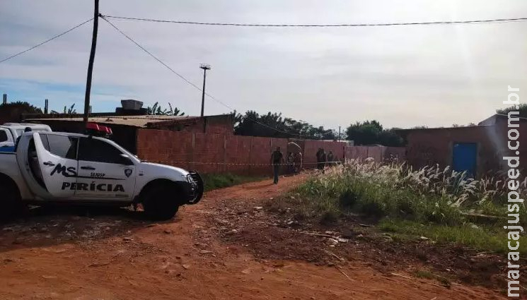 Rapaz de 18 anos é executado a tiros e corpo encontrado em terreno Rapaz de 18 anos é executado a tiros e corpo encontrado em terreno