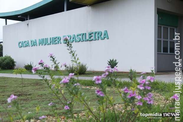 Rapaz desce a porrada em esposa por ela não cumprimentar pai em Campo Grande