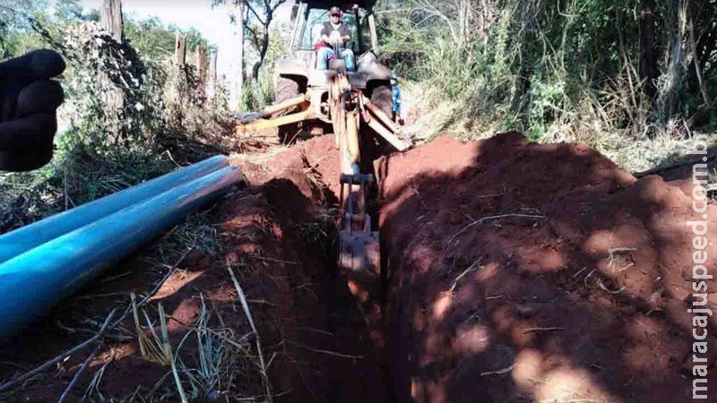 Serviço de modernização da rede de água beneficia 3 mil moradores no Jardim Itamaracá Serviço de modernização da rede de água beneficia 3 mil moradores no Jardim Itamaracá