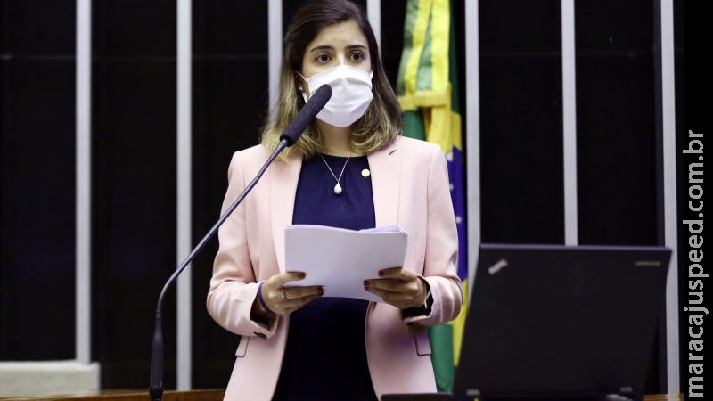 TSE decide que Tabata Amaral pode deixar PDT e manter mandato TSE decide que Tabata Amaral pode deixar PDT e manter mandato
