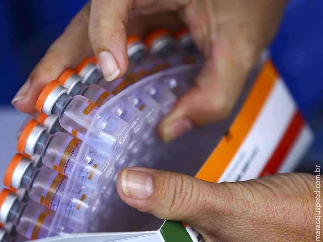 Vacinas chegam e "D2" da Coronavac para quem tomou 1ª dose até 10 de abril começa ser aplicada hoje Vacinas chegam e "D2" da Coronavac para quem tomou 1ª dose até 10 de abril começa ser aplicada hoje