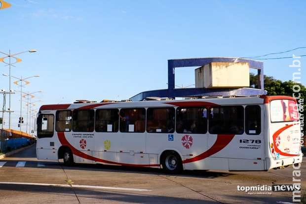 Vendedor que passou a mão em passageira é solto em Campo Grande