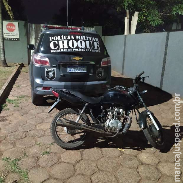 Bandido é preso com moto furtada no Jardim Colibri Bandido é preso com moto furtada no Jardim Colibri