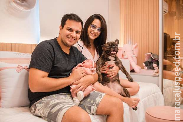 Bebê nasce com anticorpos contra covid após mãe ser vacinada na gestação Bebê nasce com anticorpos contra covid após mãe ser vacinada na gestação