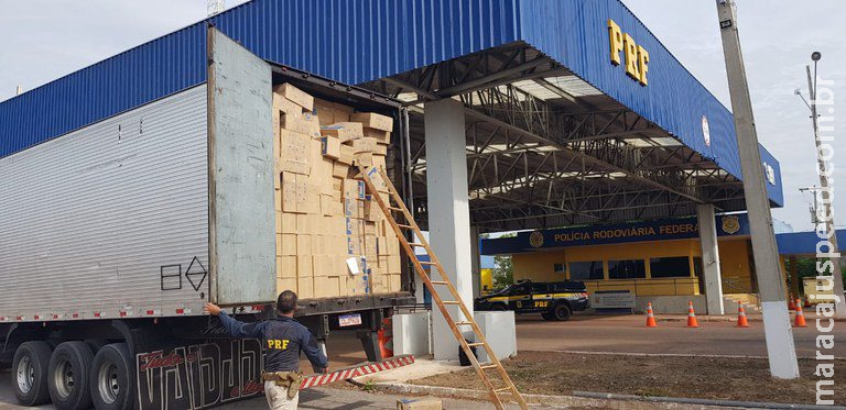 Caminhoneiro é preso com 5,2 mil litros de produto usado no refino de cocaína em MS