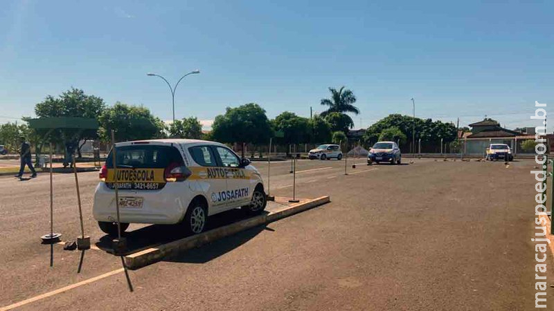 Com 700 vagas para provas durante o Com 700 vagas para provas durante o