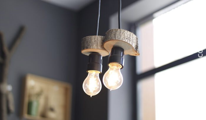 Conta de luz: 4 truques para economizar energia com a iluminação da casa Conta de luz: 4 truques para economizar energia com a iluminação da casa