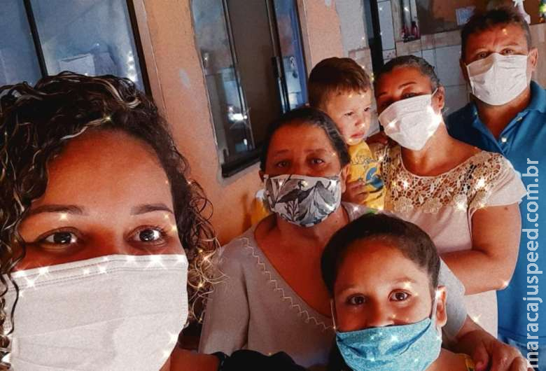 Curados a 2,4 mil km de casa, douradenses relatam angústia em fila e na UTI Covid Curados a 2,4 mil km de casa, douradenses relatam angústia em fila e na UTI Covid
