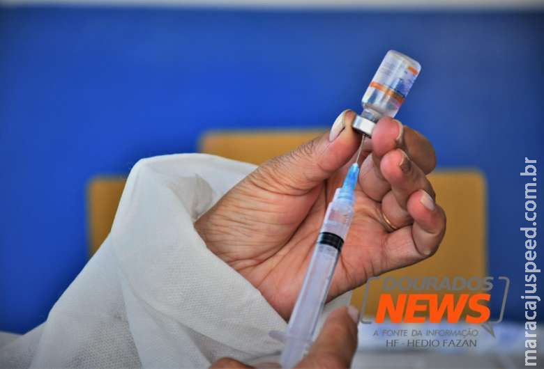 Dourados deve receber hoje 7,4 mil doses da vacina AstraZeneca Dourados deve receber hoje 7,4 mil doses da vacina AstraZeneca