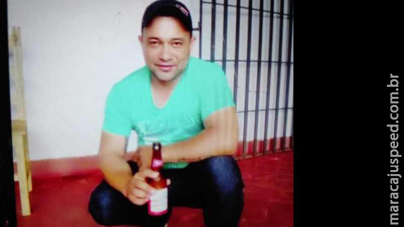 Fugindo para SP, dupla é presa acusada de assassinar homem em rodoviária Fugindo para SP, dupla é presa acusada de assassinar homem em rodoviária