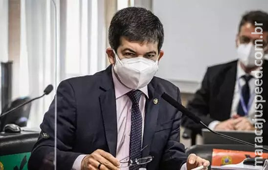 Governo Bolsonaro deixou 53 e-mails da Pfizer sem resposta, diz Randolfe Governo Bolsonaro deixou 53 e-mails da Pfizer sem resposta, diz Randolfe