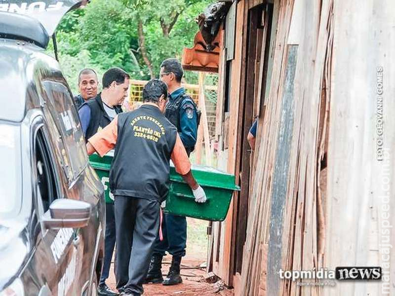 Homem é amarrado e morto com pauladas na cabeça em fazenda de MS Homem é amarrado e morto com pauladas na cabeça em fazenda de MS