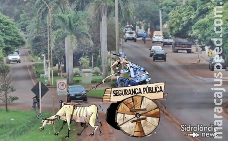 INSEGURANÇA: Dupla armada assalta mulher no centro de Sidrolândia INSEGURANÇA: Dupla armada assalta mulher no centro de Sidrolândia