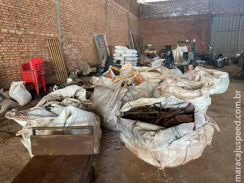 Maracaju: Polícia Civil prende em flagrante dois autores de furtos de trilho de ferrovia e os receptadores, proprietários de ferro-velho Maracaju: Polícia Civil prende em flagrante dois autores de furtos de trilho de ferrovia e os receptadores, proprietários de ferro-velho