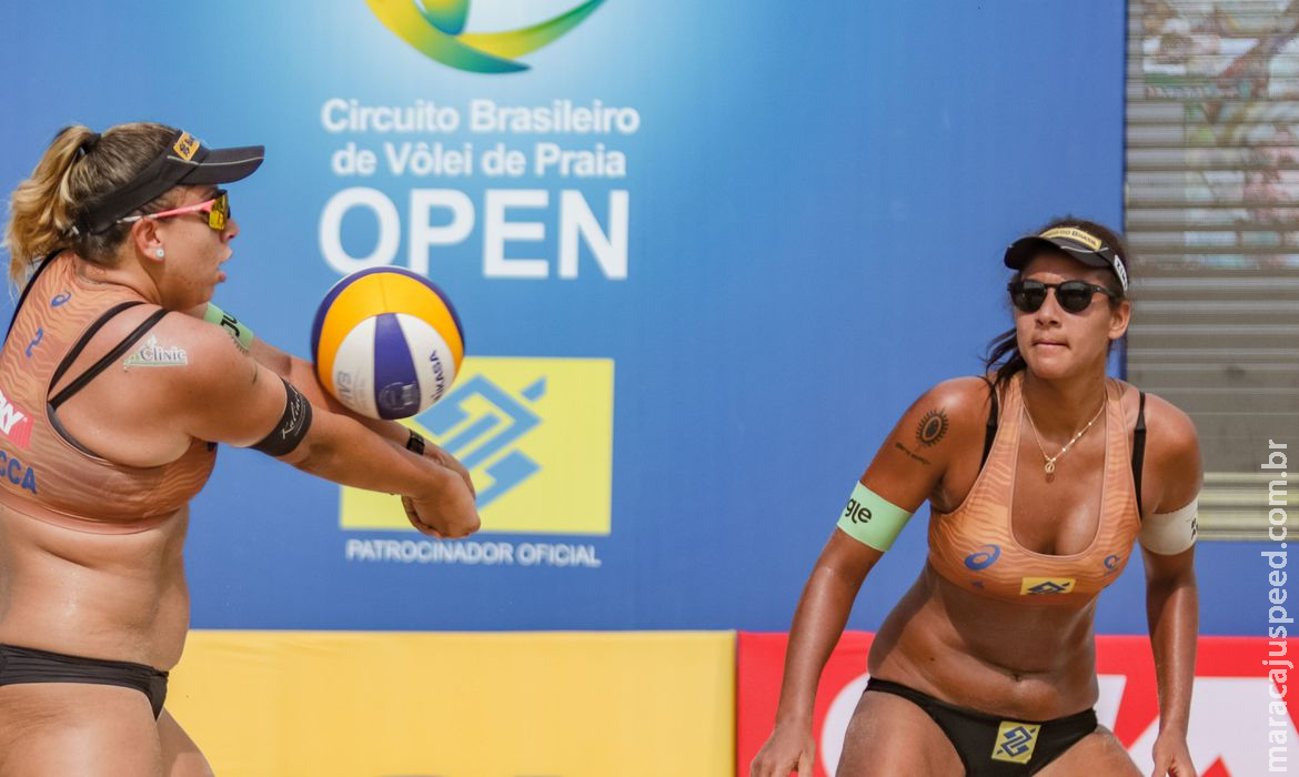 Melhores duplas brasileiras de vôlei de praia estreiam no Superpraia Melhores duplas brasileiras de vôlei de praia estreiam no Superpraia