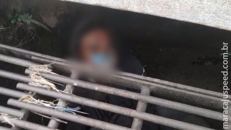 Morador de rua é encontrado dentro de bueiro para fugir do frio em Jundiaí (SP)