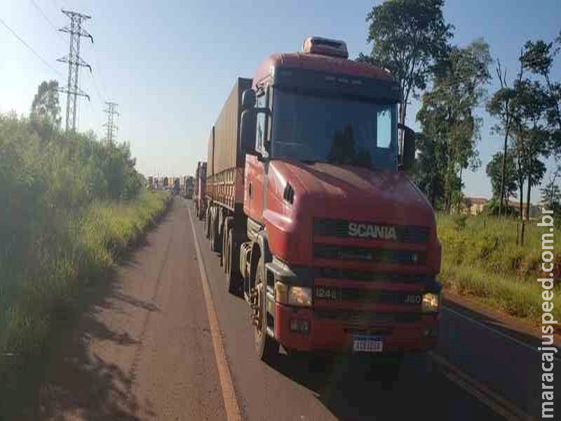 Dourados inicia vacinação de caminhoneiros nesta quinta-feira Dourados inicia vacinação de caminhoneiros nesta quinta-feira