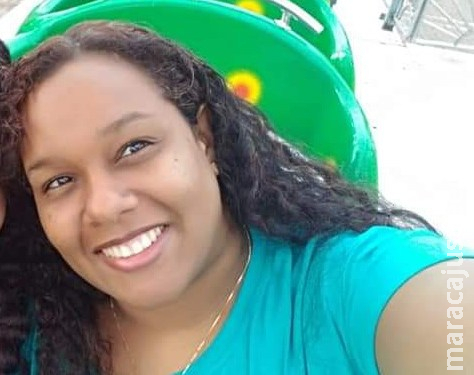 Mulher entra em desespero após perder marido pra covid e amigos pedem ajuda para encontrá-la Mulher entra em desespero após perder marido pra covid e amigos pedem ajuda para encontrá-la