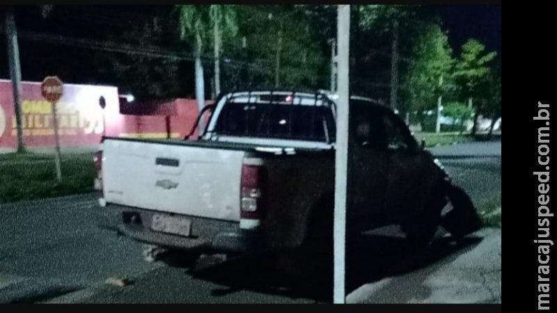 Mulher morre atropelada por caminhonete dirigida por condutor bêbado Mulher morre atropelada por caminhonete dirigida por condutor bêbado