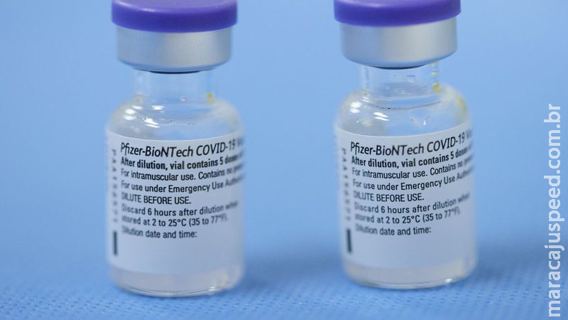 Novo lote com 936 mil doses de vacina da Pfizer chega em Viracopos