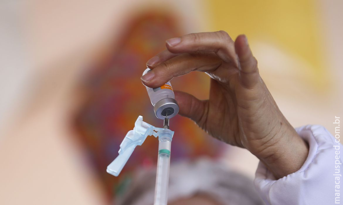 OMS alerta que vacinas estão escassas nos países mais pobres