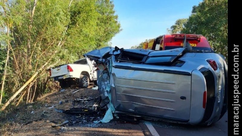 Polícia investiga se motorista que matou dois e morreu na BR-262 dormiu ao volante