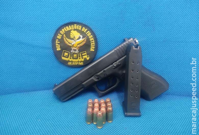 Polícia prende homem com arma de fogo e munições Polícia prende homem com arma de fogo e munições