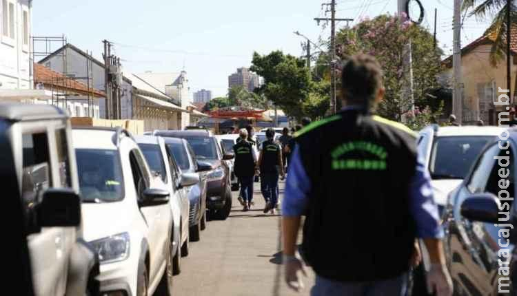 Prefeitura endurece fiscalização e promete força-tarefa contra aglomerações Prefeitura endurece fiscalização e promete força-tarefa contra aglomerações