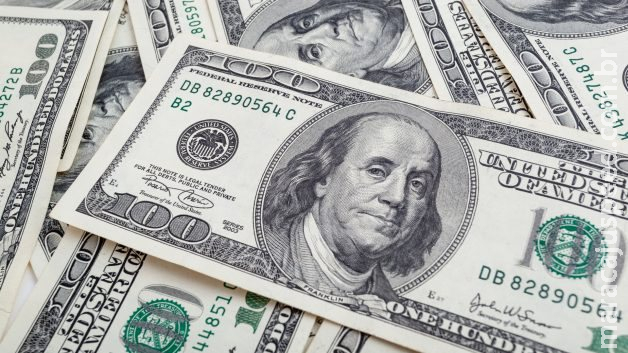 Tesouro emite US$ 2,25 bilhões em títulos em dólares no exterior Tesouro emite US$ 2,25 bilhões em títulos em dólares no exterior