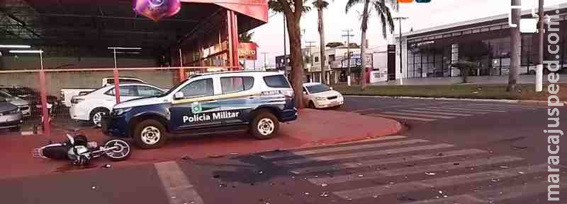 Acidente entre moto e carro mata uma pessoa em Dourados