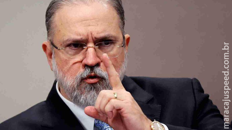 Aras diz ser contra quebra de sigilo da coordenadora do PNI pela CPI da Covid Aras diz ser contra quebra de sigilo da coordenadora do PNI pela CPI da Covid