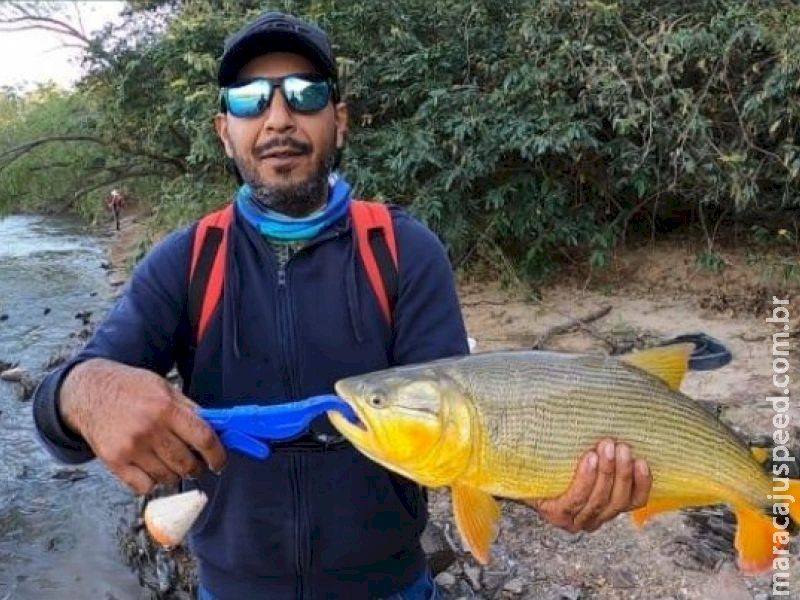 Bombeiros encontram o corpo de Douradense que desapareceu durante pescaria no Rio Apa Bombeiros encontram o corpo de Douradense que desapareceu durante pescaria no Rio Apa