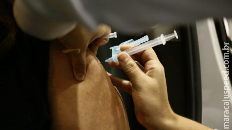 Campo Grande vacina pessoas de 35 anos ou mais e aplica 2ª dose nesta sexta Campo Grande vacina pessoas de 35 anos ou mais e aplica 2ª dose nesta sexta