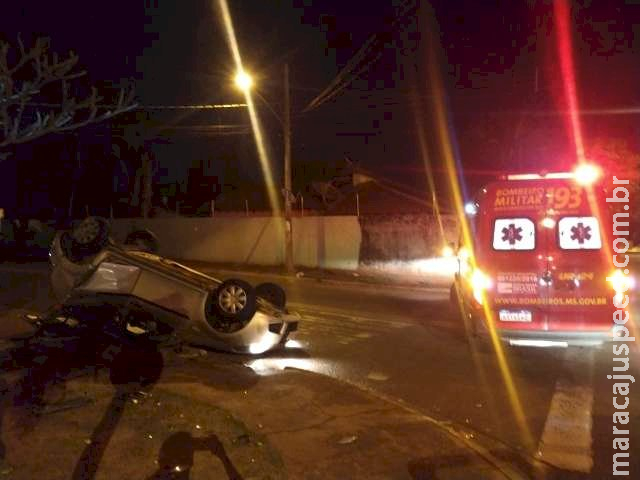 Colisão seguida de capotagem deixa duas crianças feridas na Capital