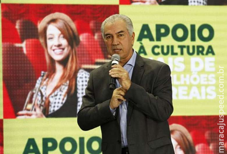 Com leis sancionadas, governo prepara decretos sobre pacote de ajuda Com leis sancionadas, governo prepara decretos sobre pacote de ajuda