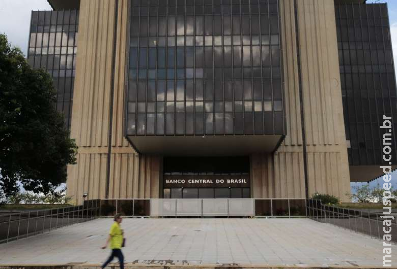 Contas públicas têm déficit de R$ 65,5 bilhões em junho Contas públicas têm déficit de R$ 65,5 bilhões em junho